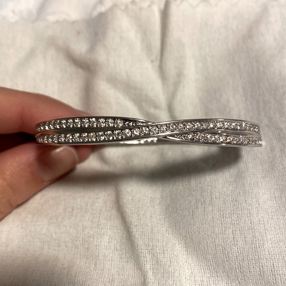 Swarovski crystal infinity bangle - Picture 1 of 6